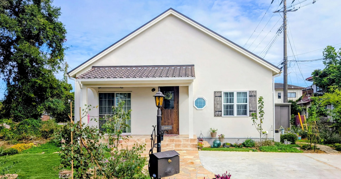 プロヴァンステイストの平屋住宅の外観